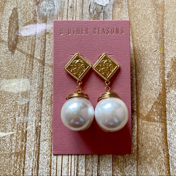 SOLD 8 Other Reasons x Jenn Im Jinju earrings - Picture 3 of 3